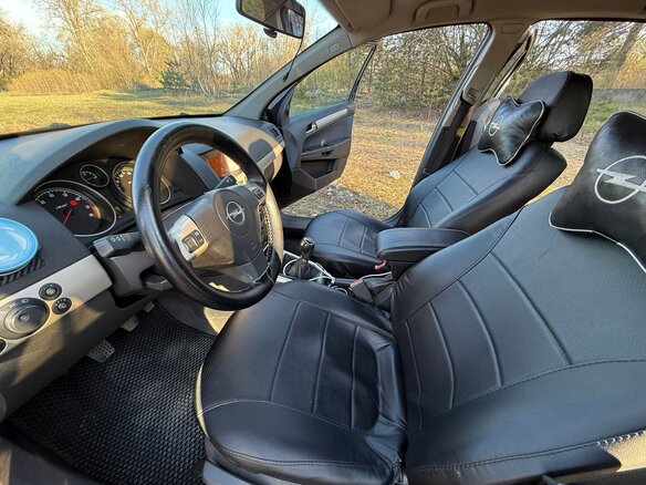 2007 Opel Astra H Рестайлинг, чёрный, 400000 рублей - вид 7