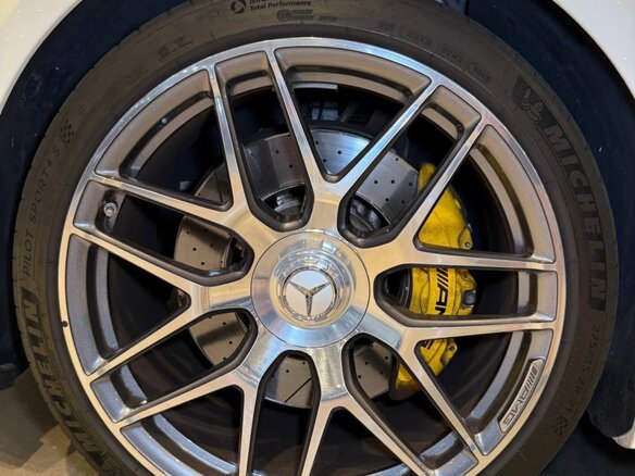 2022 Mercedes-Benz AMG GT 4-Door Coupe 43 I, белый, 10900000 рублей - вид 24