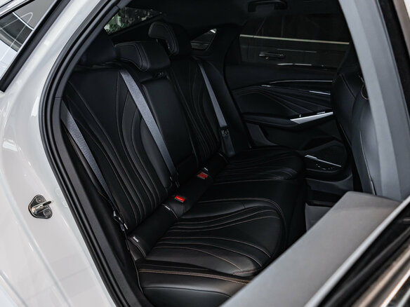 2026 Geely Preface I, белый, 3434990 рублей - вид 18