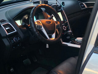 2015 Ford Explorer V, серый, 2500000 рублей, вид 5