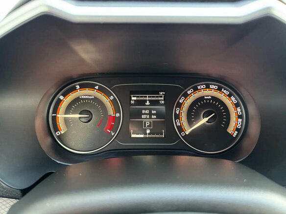 2025 Lada (ВАЗ) Vesta SW I Рестайлинг (NG), серый, 1493900 рублей - вид 7