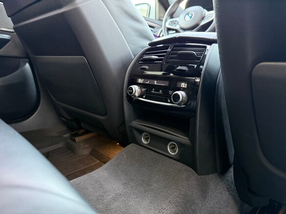 2018 BMW 6 серии Gran Turismo 630d xDrive IV (G32), белый, 4850000 рублей - вид 30