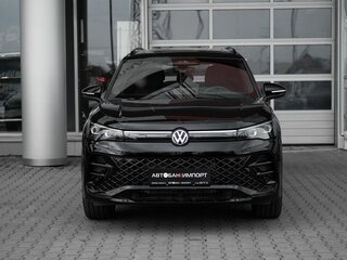 2026 Volkswagen Tiguan L Pro III (China Market), чёрный, 5099900 рублей, вид 2