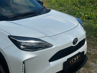 2023 Toyota Yaris Cross I, белый, 2100000 рублей, вид 3