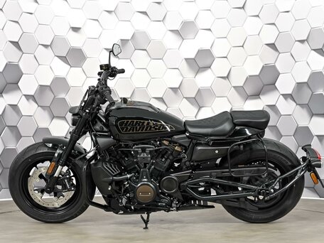 2022 Harley-Davidson Sportster S, чёрный, 1399000 рублей, вид 4