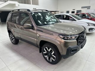 2026 Lada (ВАЗ) Niva Travel I Рестайлинг, коричневый, 1809000 рублей, вид 3