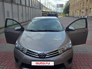 2014 Toyota Corolla XI (E160, E170, E180), золотистый, 1250000 рублей, вид 1