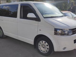 2013 Volkswagen Caravelle T5 Рестайлинг, белый, 2800000 рублей, вид 1