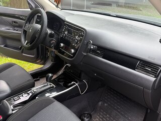 2020 Mitsubishi Outlander III Рестайлинг 3, серый, 2200000 рублей, вид 1
