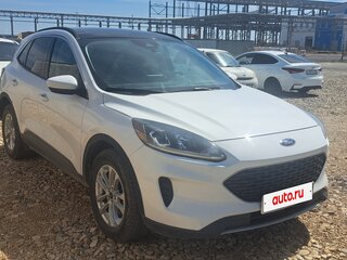2021 Ford Escape IV, белый, 2100000 рублей, вид 4