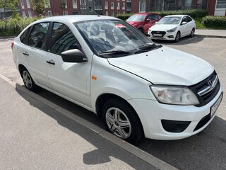 2015 Lada (ВАЗ) Granta I, белый, 250000 рублей, вид 2