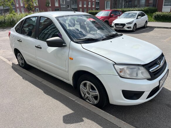 2015 Lada (ВАЗ) Granta I, белый, 160000 рублей - вид 1
