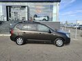 2010 Kia Carens II (UN), коричневый, 740000 рублей - вид 3