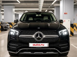 2019 Mercedes-Benz GLE 300 d II (V167), зелёный, 5350000 рублей, вид 3