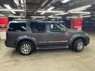2012 Nissan Pathfinder III Рестайлинг, серый, 1800000 рублей, вид 3