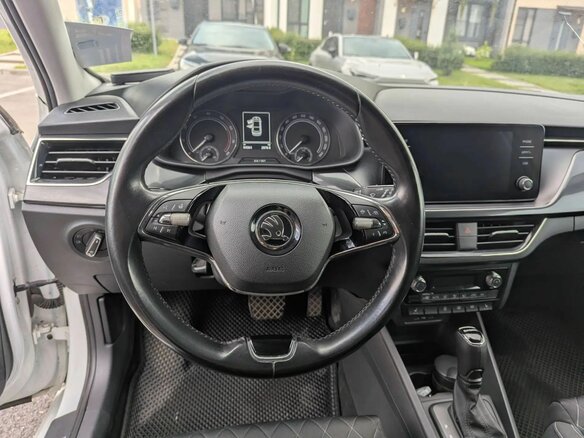 2020 Skoda Rapid II, белый, 1570000 рублей - вид 4