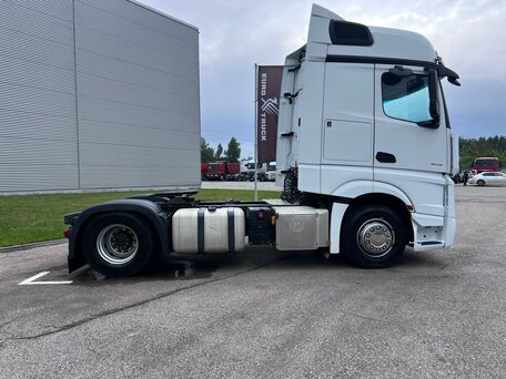 2019 Mercedes-Benz Actros, белый, 6100000 рублей, вид 4