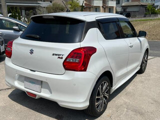 2022 Suzuki Swift V Рестайлинг, белый, 700000 рублей, вид 5