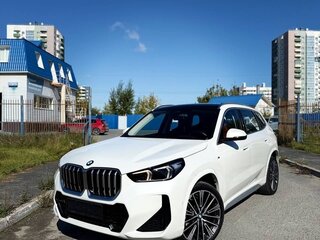 2023 BMW X1 Long 20Li sDrive III (U11/U12), белый, 2985000 рублей, вид 1