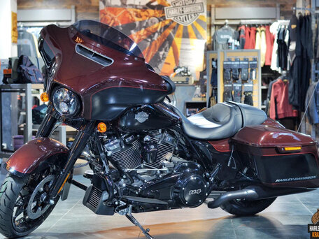2021 Harley-Davidson Street Glide Special, пурпурный, 3600000 рублей, вид 3