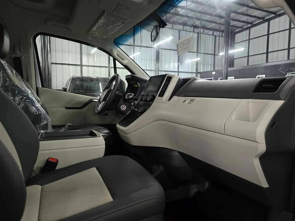 2026 Toyota HiAce H300, белый, 8716479 рублей - вид 8