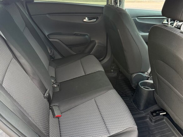2018 Kia Rio IV, серый, 1249000 рублей - вид 17
