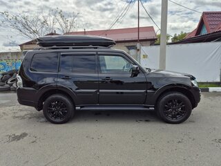2015 Mitsubishi Pajero IV Рестайлинг 2, чёрный, 3100000 рублей, вид 4
