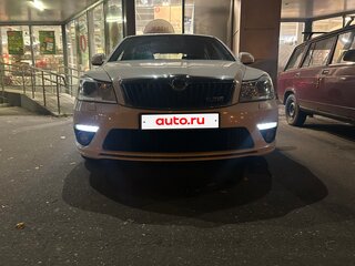 2012 Skoda Octavia RS II Рестайлинг, белый, 1400000 рублей, вид 3