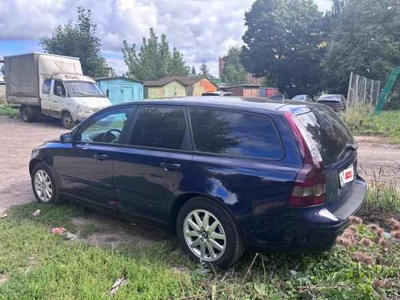 2005 Volvo V50 I, синий, 800000 рублей - вид 4