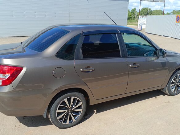 2024 Lada (ВАЗ) Granta Sportline I Рестайлинг, коричневый, 880000 рублей - вид 4