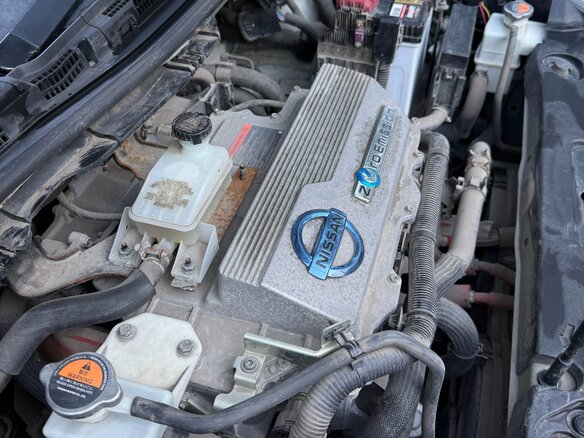 2012 Nissan Leaf (EM61) I (ZE0/AZE0), белый, 950000 рублей - вид 25