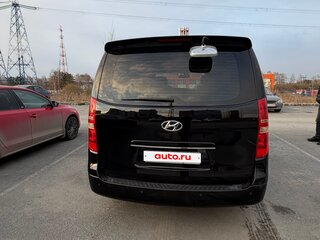 2010 Hyundai Grand Starex I, чёрный, 1900000 рублей, вид 3