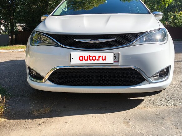 2017 Chrysler Pacifica RU, белый, 2590000 рублей - вид 1