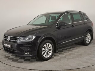 2017 Volkswagen Tiguan II, чёрный, 2230000 рублей, вид 1