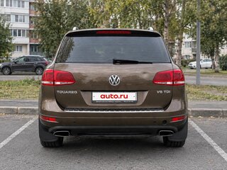 2011 Volkswagen Touareg II, коричневый, 1400000 рублей, вид 5