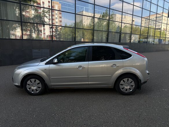 2007 Ford Focus II, серебристый, 460000 рублей - вид 3