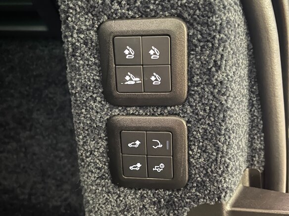 2021 Land Rover Range Rover IV Рестайлинг, серый, 11050000 рублей - вид 23