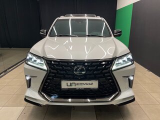 2020 Lexus LX 570 III Рестайлинг 2, белый, 9100000 рублей, вид 2