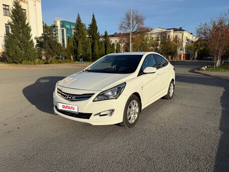2016 Hyundai Solaris I Рестайлинг, белый, 1175577 рублей, вид 1