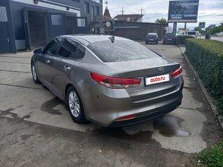 2017 Kia Optima IV, серый, 750000 рублей, вид 4