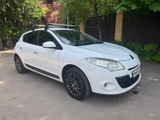 2011 Renault Megane III, белый, 700000 рублей, вид 4