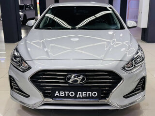 2019 Hyundai Sonata VII (LF) Рестайлинг, серебристый, 2019000 рублей, вид 2