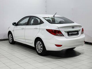 2012 Hyundai Solaris I, белый, 749000 рублей, вид 2