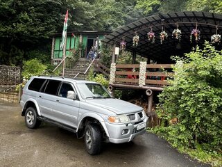 2005 Mitsubishi Pajero Sport I Рестайлинг, серебристый, 1490000 рублей, вид 5