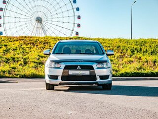 2010 Mitsubishi Lancer X, серебристый, 720000 рублей, вид 3