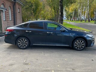 2019 Kia Optima IV Рестайлинг, синий, 2060000 рублей, вид 4