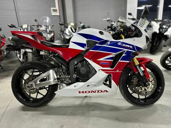 2013 Honda CBR 600RR, белый, 780000 рублей