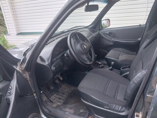 2016 Chevrolet Niva I Рестайлинг, серый, 600000 рублей, вид 3