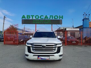 2021 Toyota Land Cruiser 300 Series, белый, 8798000 рублей, вид 2