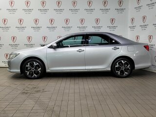2011 Toyota Camry VII (XV50), серебристый, 1449000 рублей, вид 5